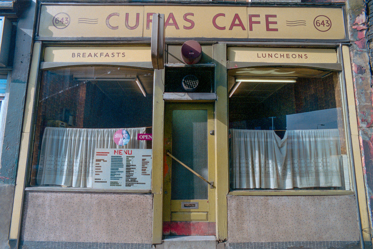Curas Cafe, 643, Commercial Road, Limehouse, Tower Hamlets, 1986