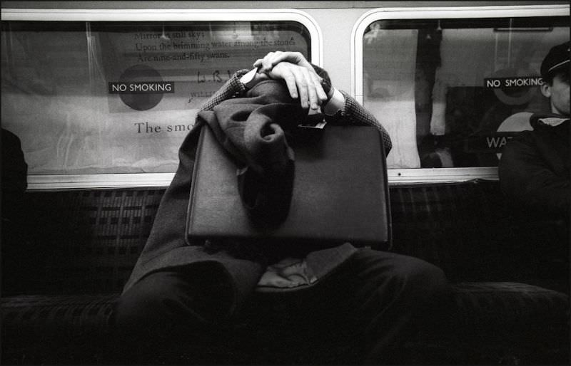 Candid Photos of Commuters of London Underground from the late 1980s