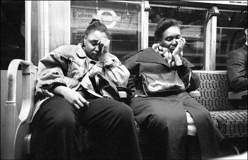 Candid Photos of Commuters of London Underground from the late 1980s