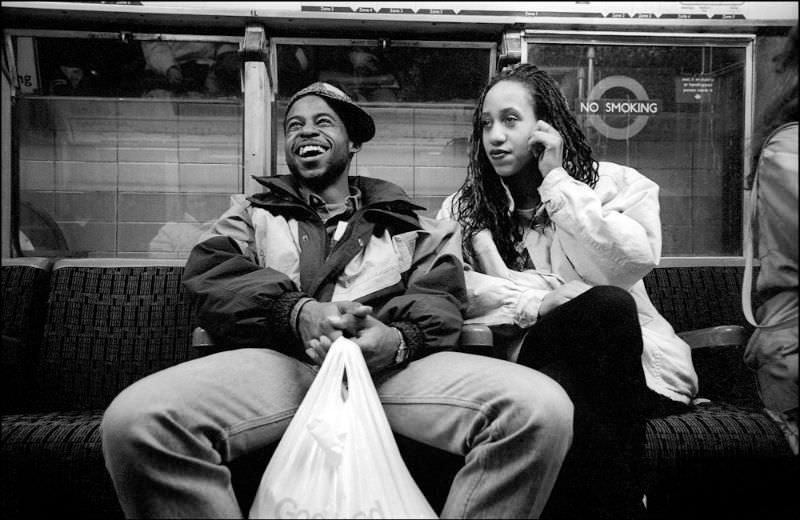 Candid Photos of Commuters of London Underground from the late 1980s