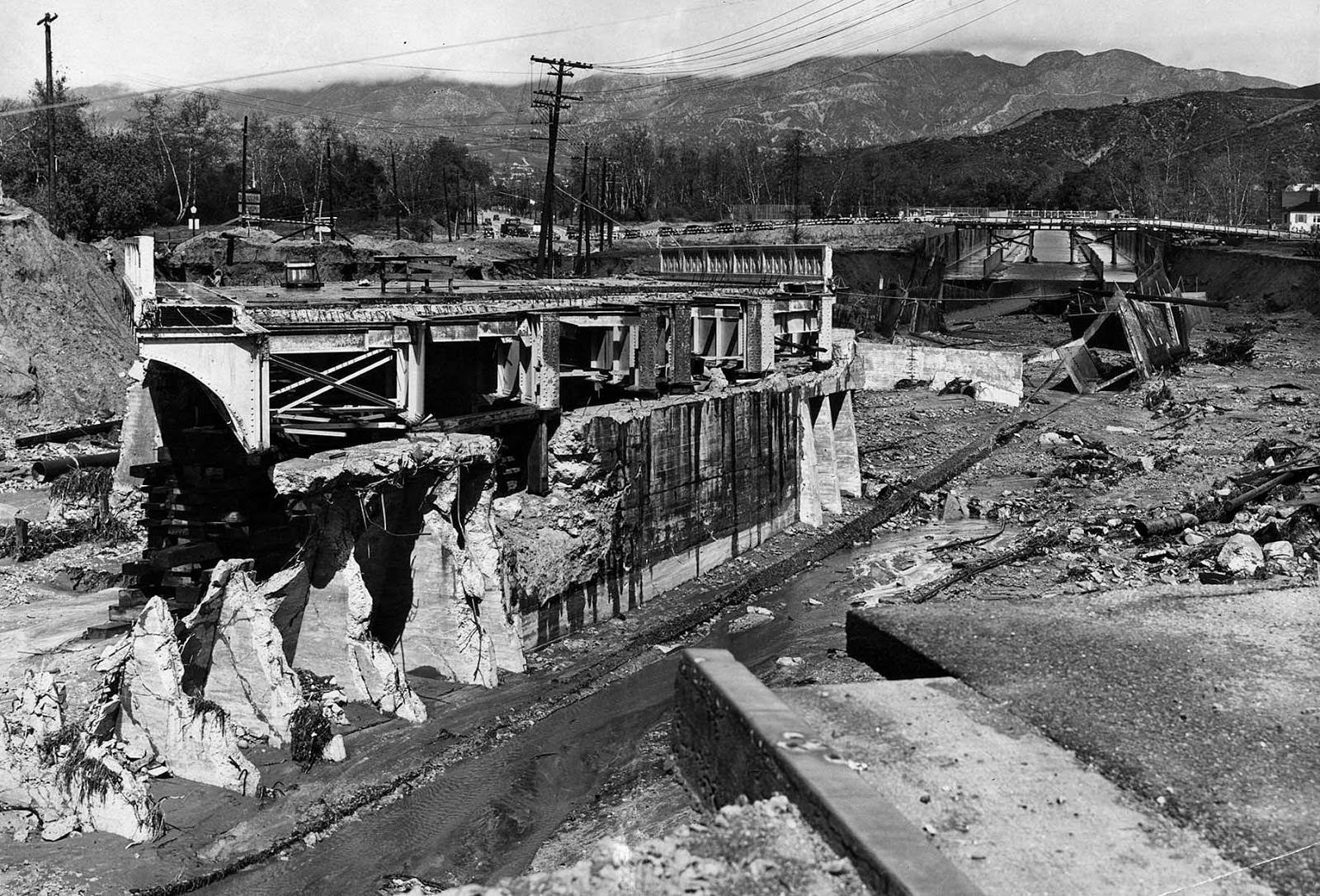 The La Canada Street Bridge over Verdugo Wash near junction of Verdugo Road. The bridge, a WPA project, was under construction when the storm hit, 1938