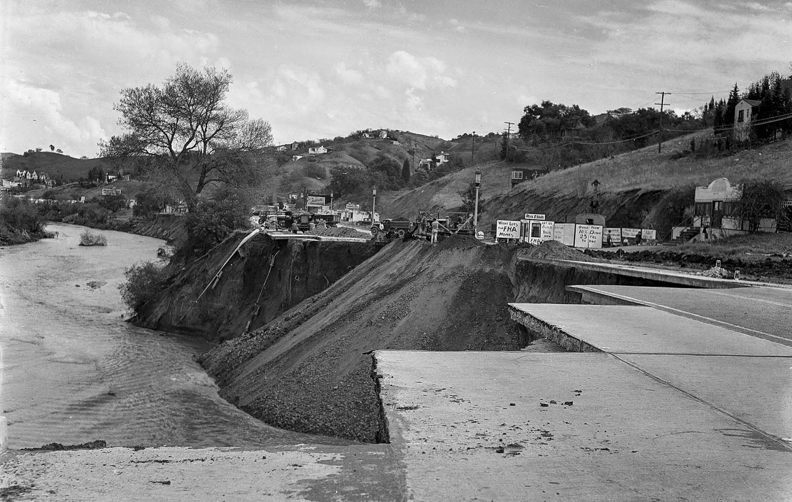 Los Angeles city engineering crews fill in a 300-yard section of Ventura Boulevard near Laurel Canyon Drive, 1938