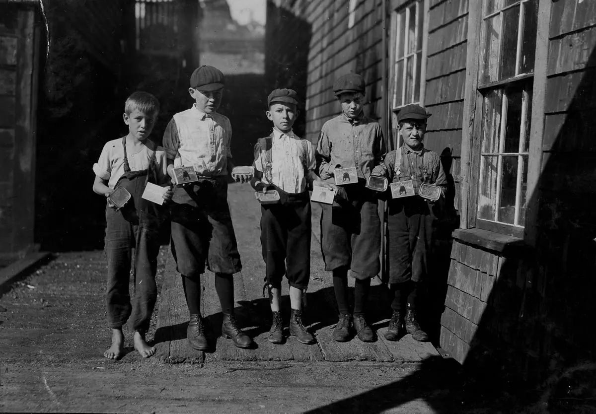 Some of the cartoners, not the youngest, at Seacoast Canning Co., Factory #2.