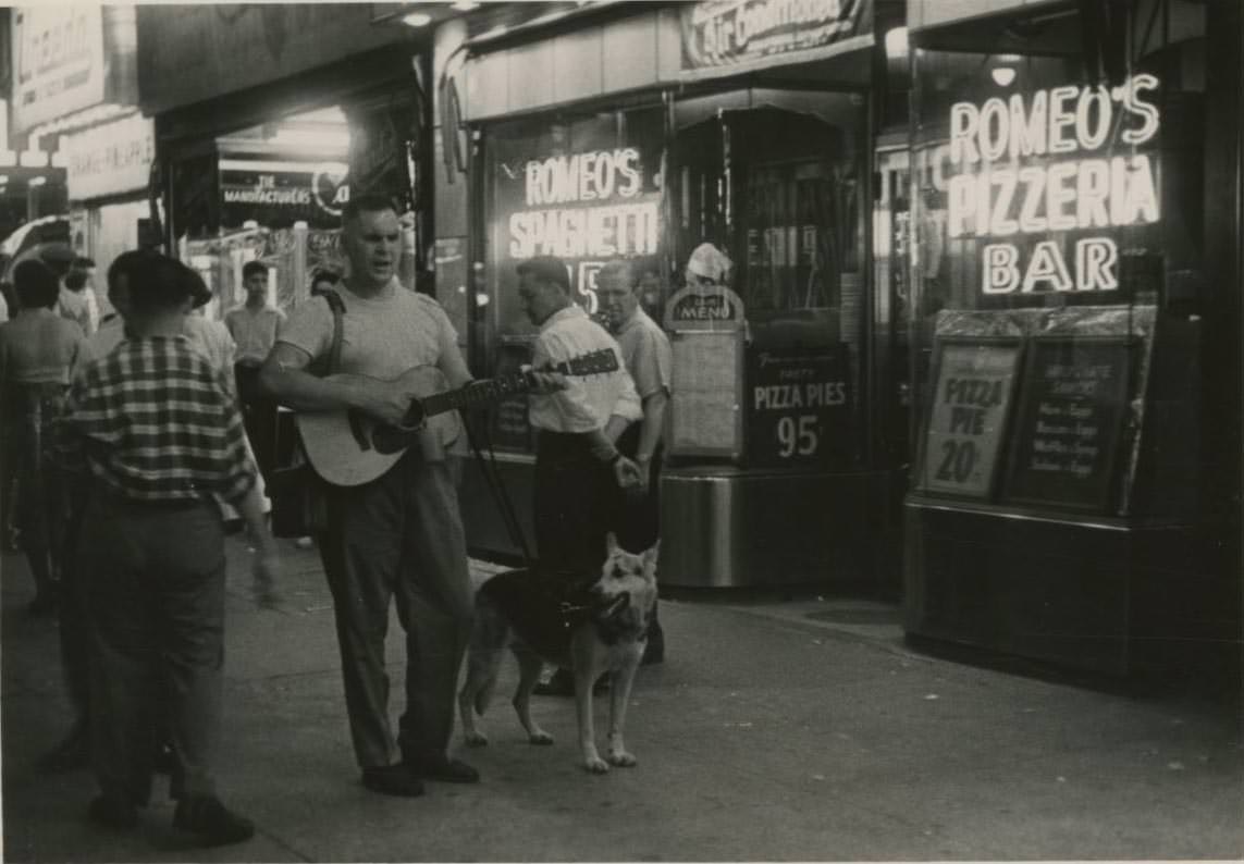 Mid-Century Manhattan: Fabulous Historical Photos of the Heart of NYC from 1938 to 1960