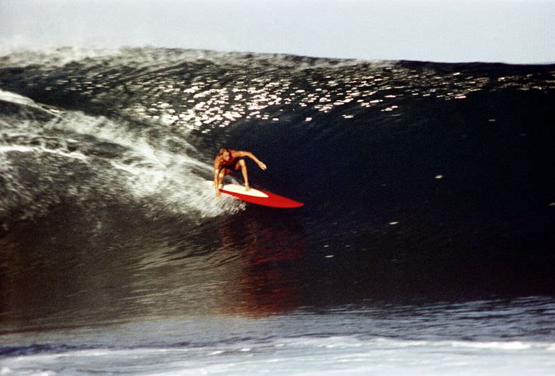 Stunning Photos of Oahu Beaches, Hawaii in the early 1970s