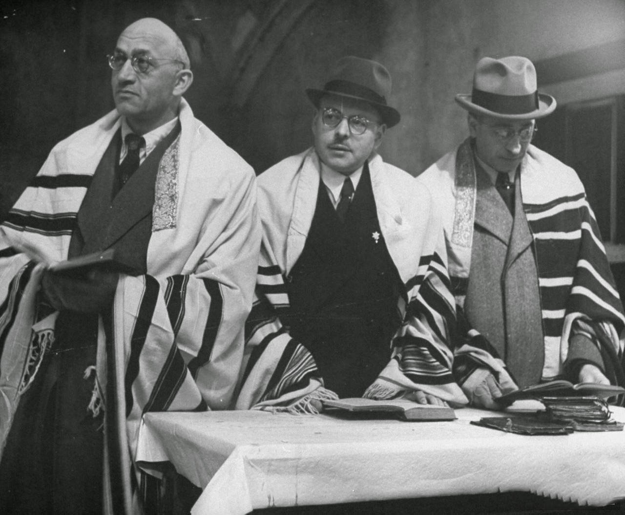 Three leading representatives of the Berlin Jewish community during Passover at the synagogue.