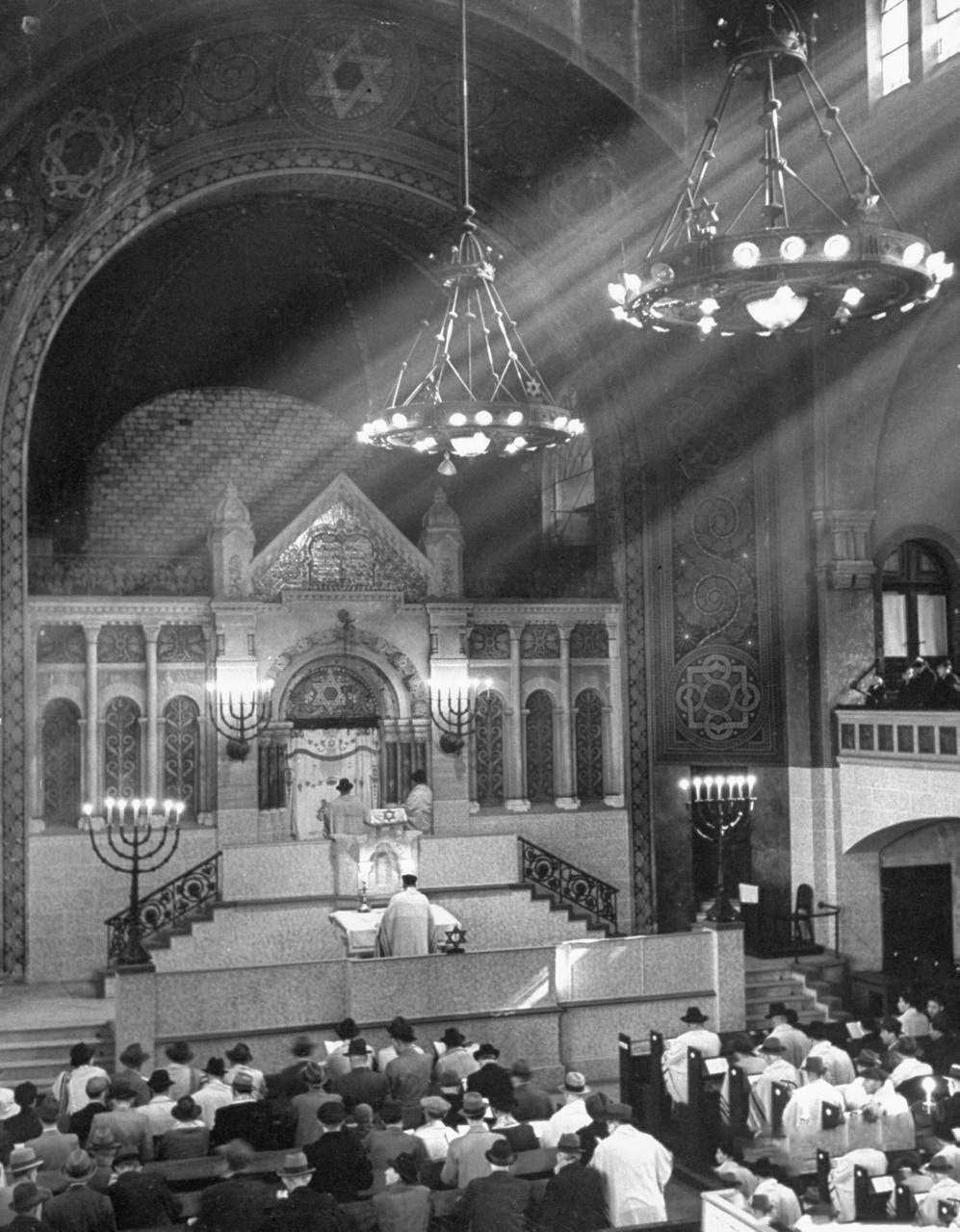 Germans Jews praying in their synagogue during Passover.