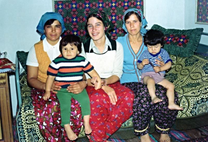 Zeliha, Sevinç, Catherine, Durdugül and Erjan, Polyanovo, Bulgaria, 1976