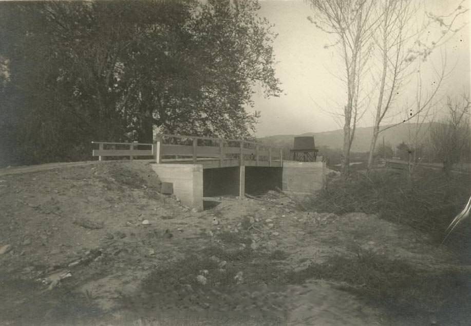 Penitencia Creek Bridge on King or Capitol, 1920