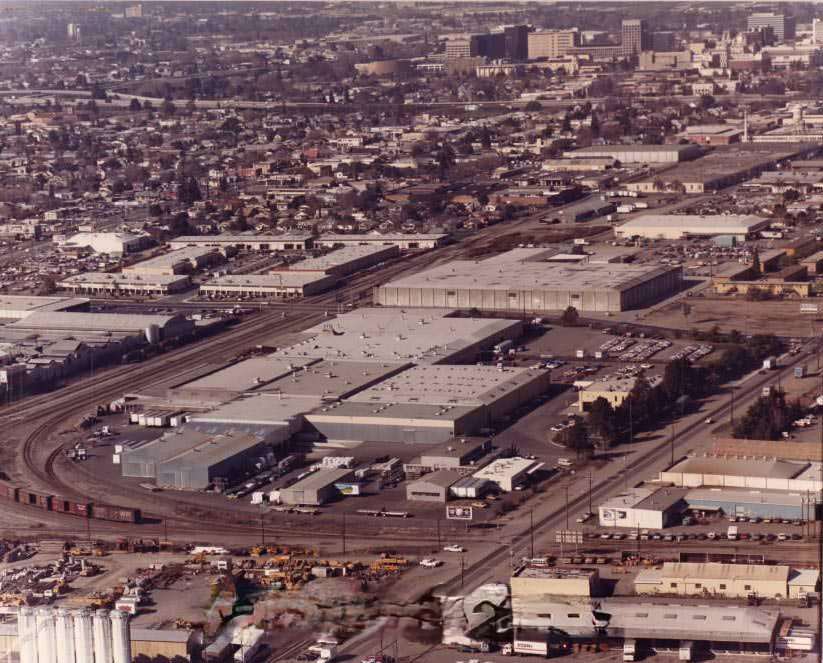 Orchard Supply Hardware warehouse, 1979