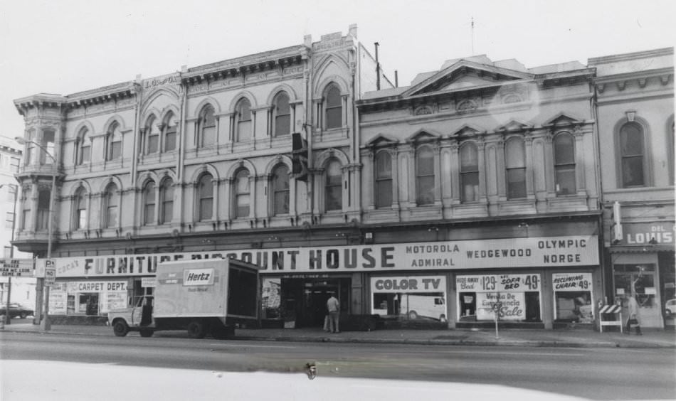 I.O.O.F. building, 1975