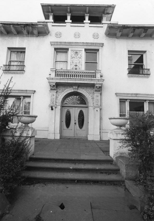 Hayes-Chynoweth Mansion, 1979