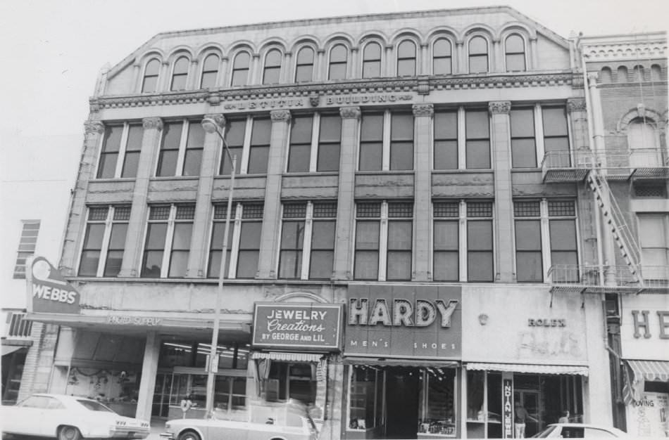 Letitia Building, 68 South 1st Street, 1975