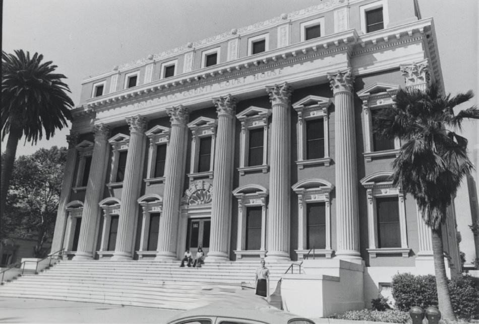 County Courthouse, 191 North First Street, 1975