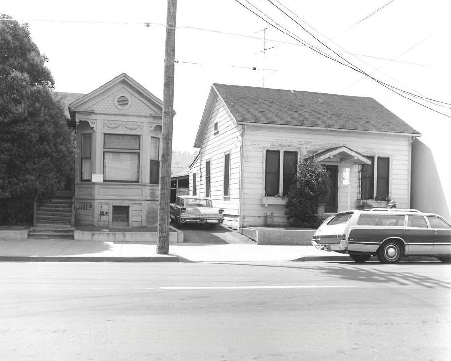 Peralta Adobe, view from West St. John Street, 1970