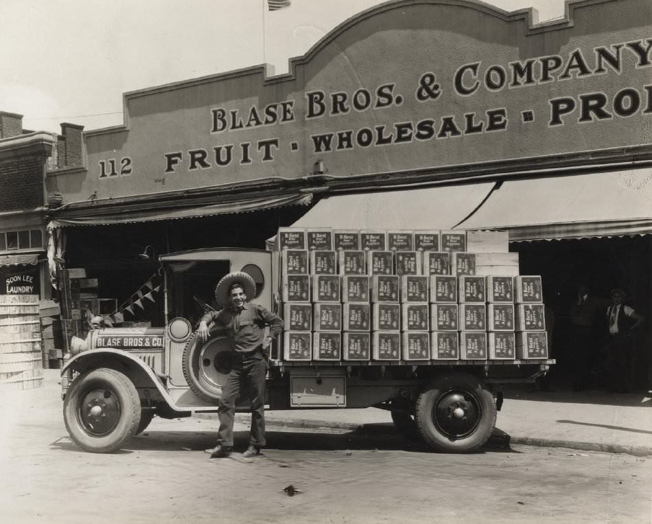 Blase Bros. & Company, delivery truck, 1925