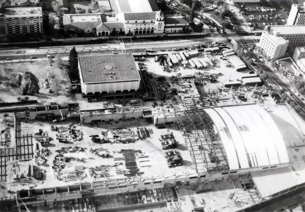 Construction of San José Convention Center, 1988