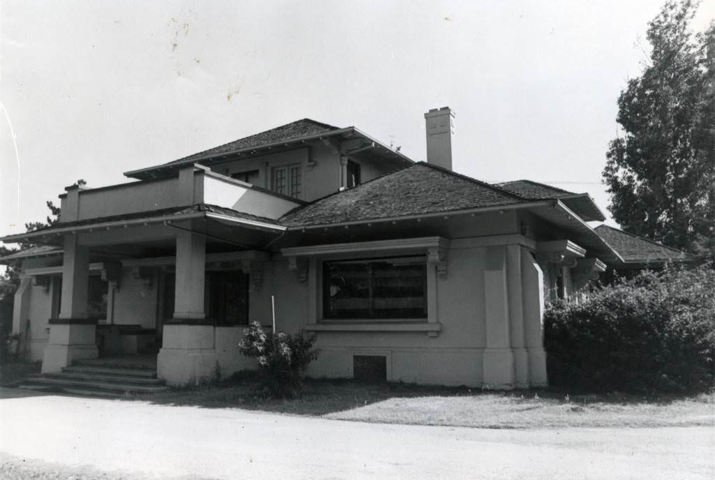 Louise A. F. Kelley House, 1929