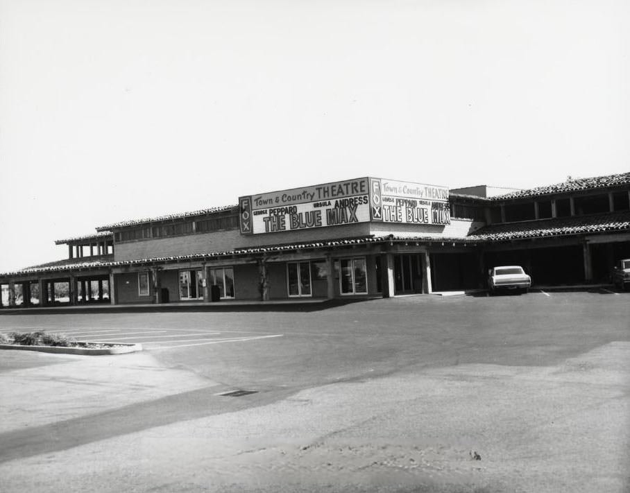 Town & Country Theatre, San Jose, located in the Town & Country shopping center on Stevens Creek Boulevard, 1960