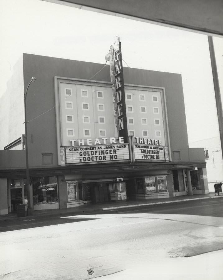 Garden Theatre, Lincoln Avenue in Willow Glen district of San Jose, 1966