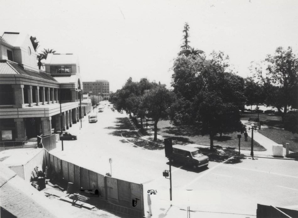 Market Street Plaza looking south from the San Jose Art Museum, 1988