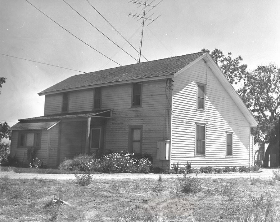 Thomas Kell house (1848), Curtner Avenue & Almaden Road, San Jose, 1970s.