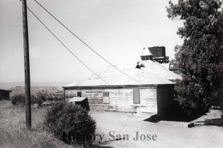 Wehner Mansion - Winery building, 1986