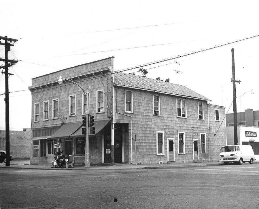 Dergans' Saloon, 1970