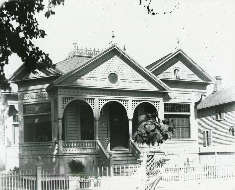 Carpenter's Gothic residence, 1970s