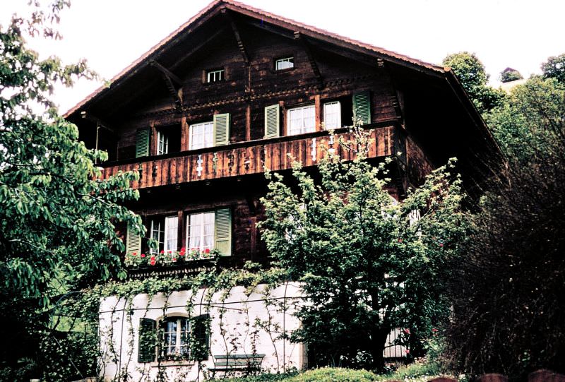 "A Real Estate Business", (Guntenstutz 11) Gunten, Switzerland