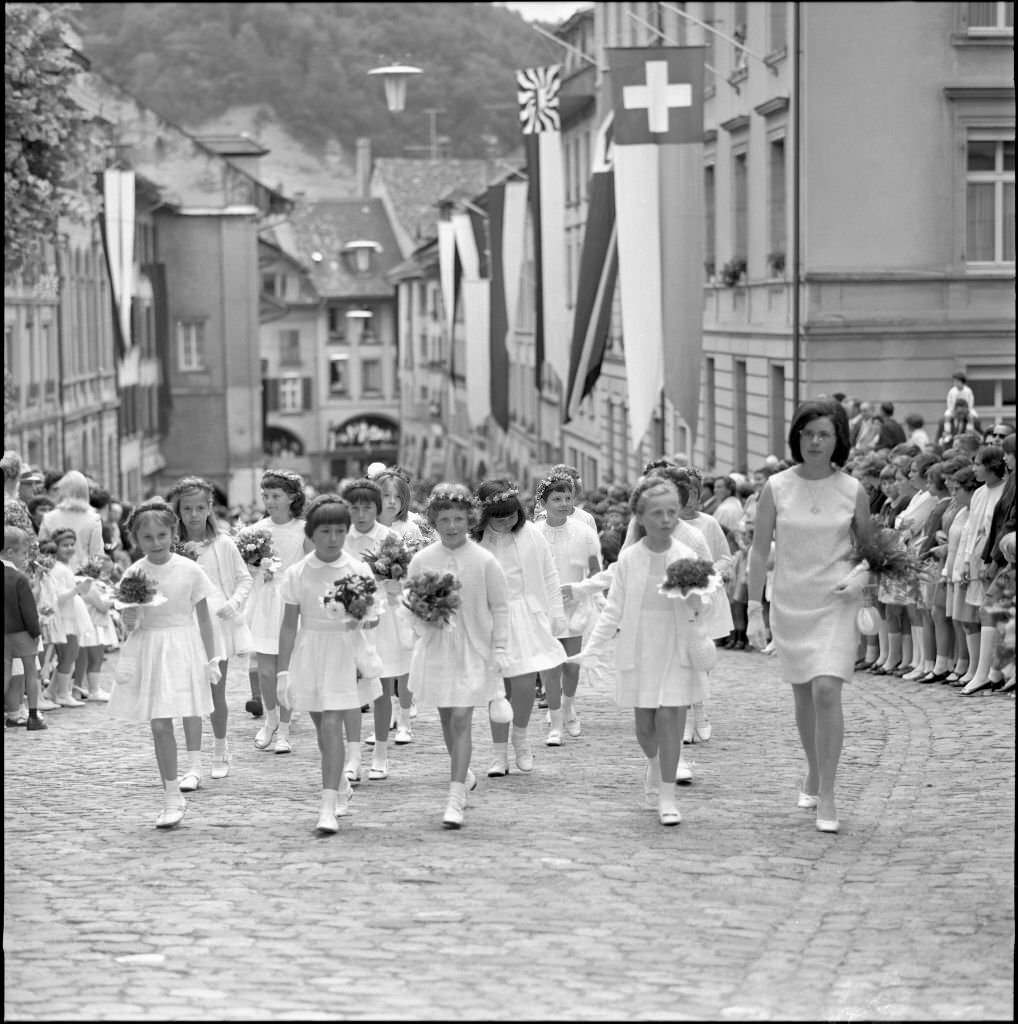 Girls in white dress, Processsion at the Solennität Burgdorf, 1970