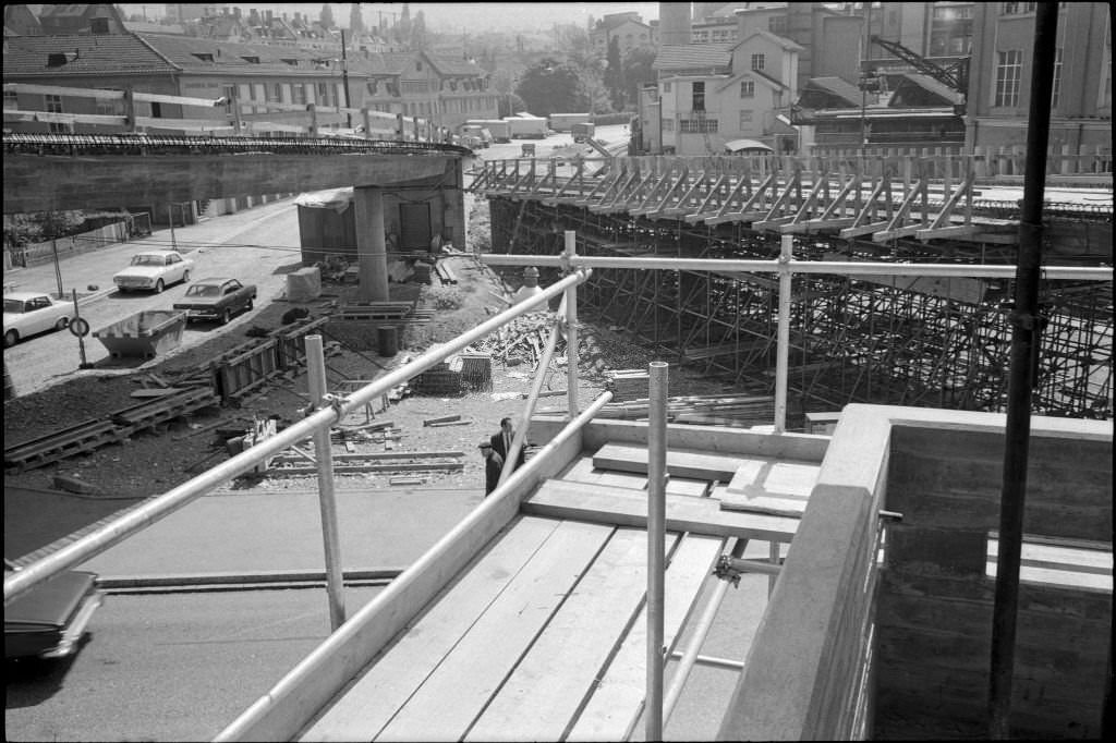 Road near Escher Wyss Platz under construction, 1970