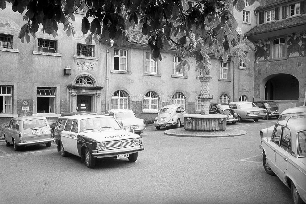 Building of the cantonal police in Schaffhausen, 1970