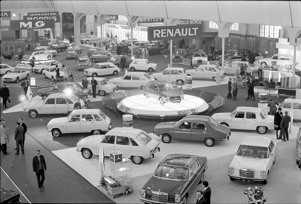 Geneva Motor Show; exhibition hall, 1970