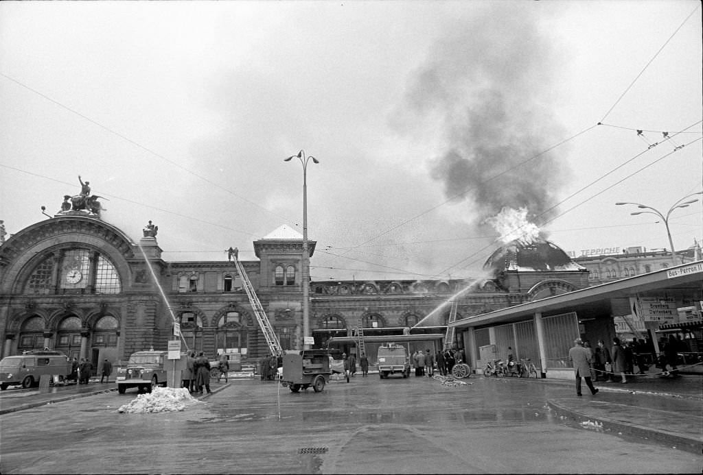 Lucerne main railway station on fire, 1971