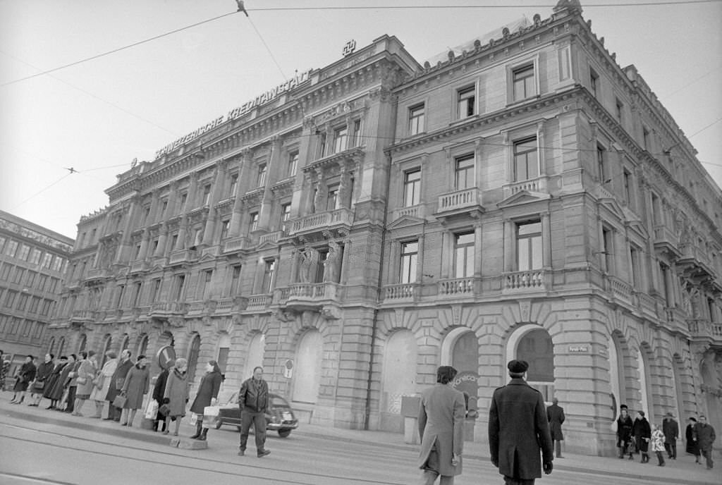 Schweizerische Kreditanstalt, Paradeplatz Zurich, 1971