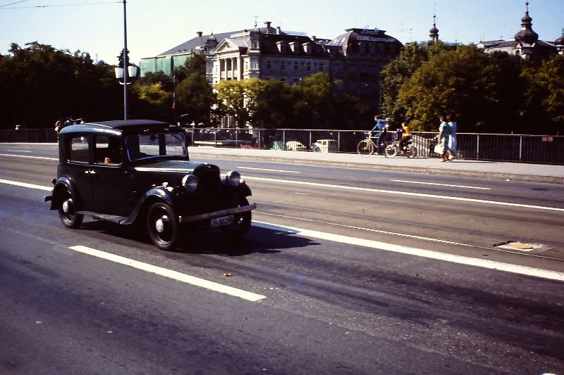 Street scenes, Zürich, 1979