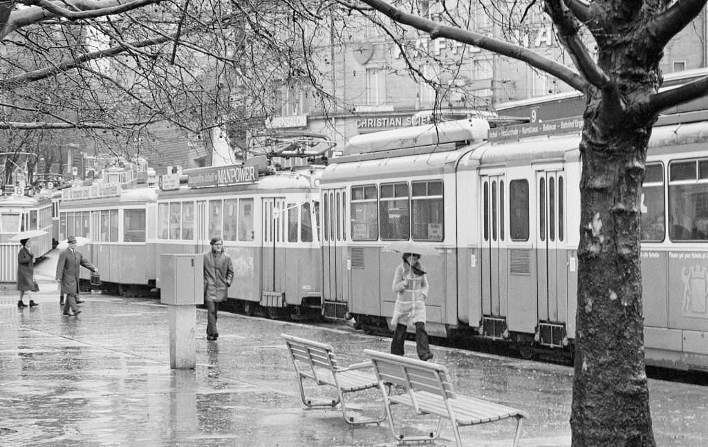 Tramway traffic jam, Bellevue in Zurich 1970