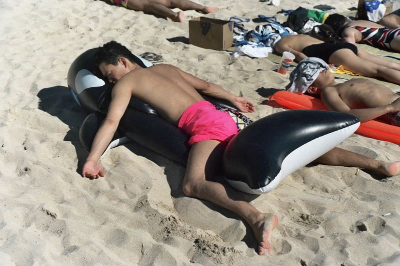 Stunning Photos of Waikiki Beach, Hawaii, in the late 1980s