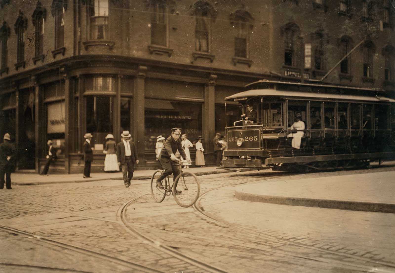 Young messenger in New Bedford, Massachusetts, August, 1911.