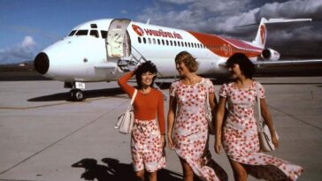 Hawaiian Airlines Flight Attendants Uniforms