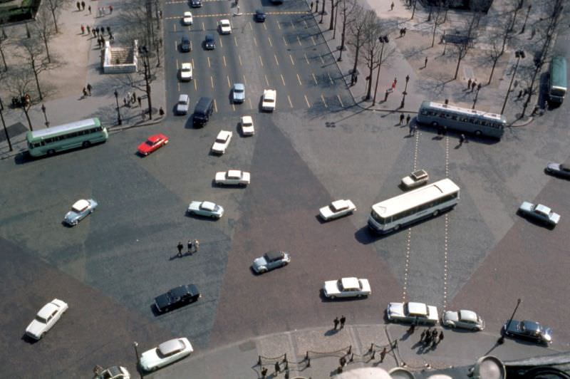 Place Charles de Gaulle, Paris, 1968