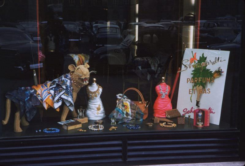 Schiaparelli on Place Vendome, 1960