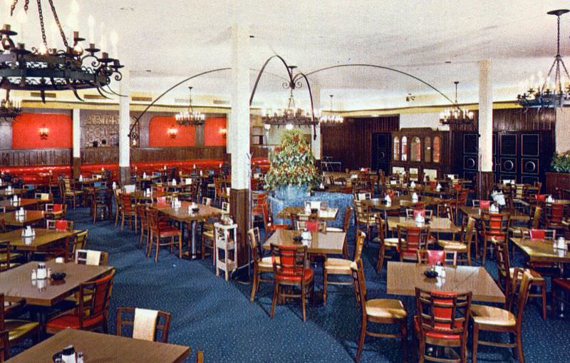 Driftwood Cafeteria at 101 34th Street South, St. Petersburg, Florida