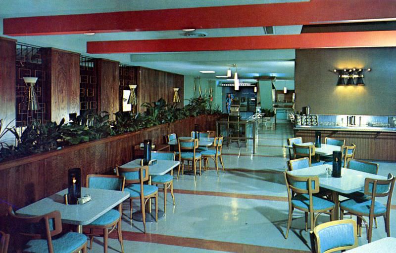 Glass House Cafeteria and Dining Room, Will Rogers Turnpike, Vinita, Oklahoma