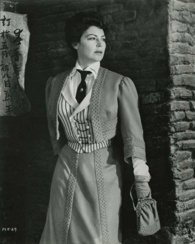 Gorgeous Photos of Ava Gardner in Beautiful Costumes from the movie '55 Days at Peking (1963)'