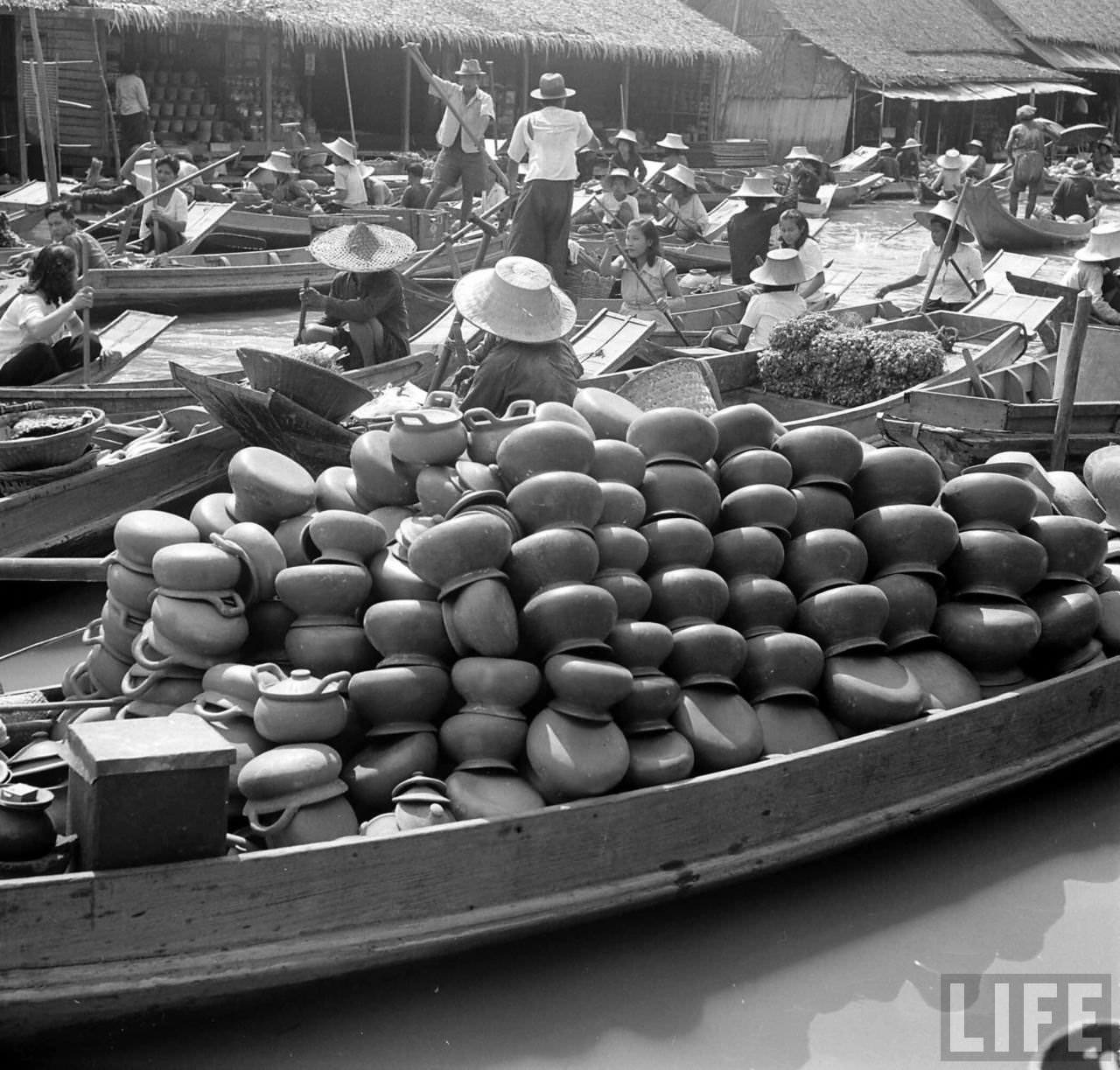 Fascinating Vintage Photos of Life on Bangkok's Chao Phraya River in the 1950s