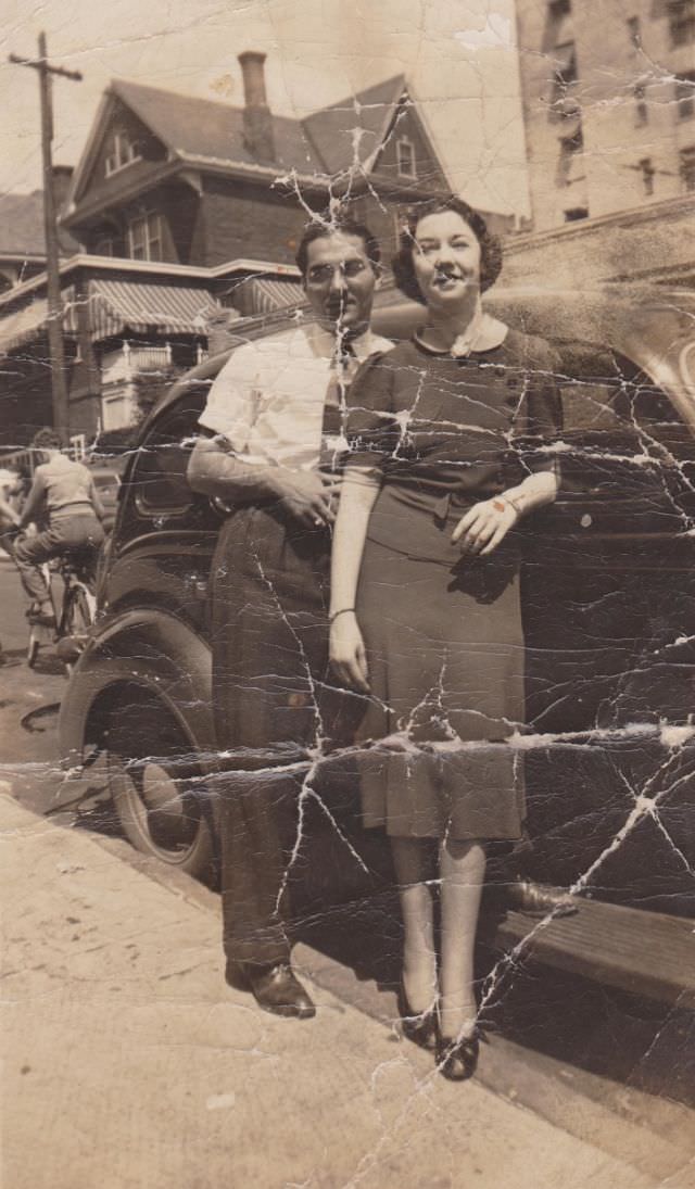 Lovely Vintage Photos of Beautiful Couples from the 1930s