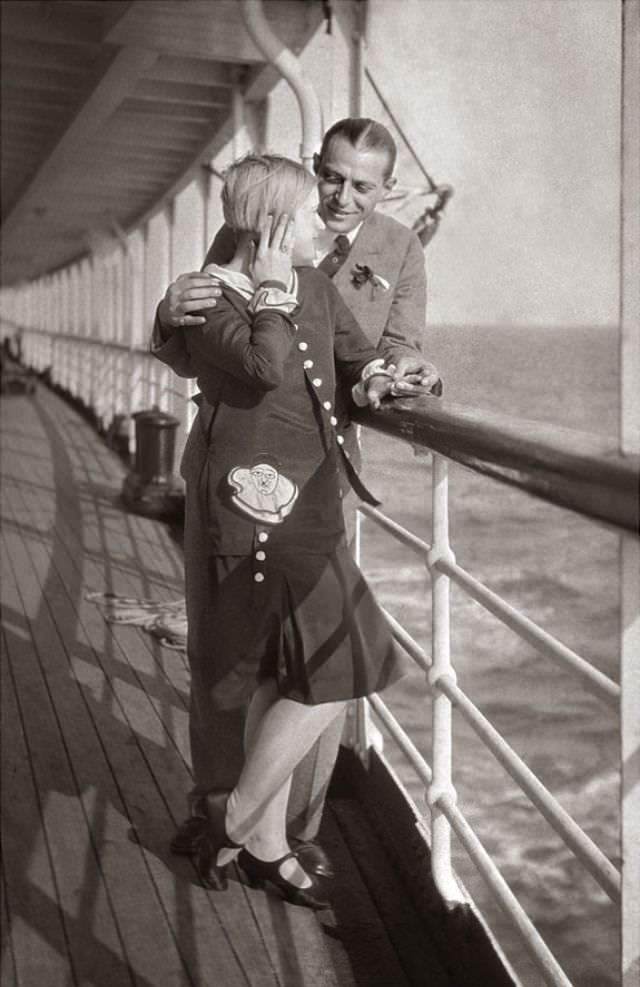 Lovely Vintage Photos of Beautiful Couples from the 1930s