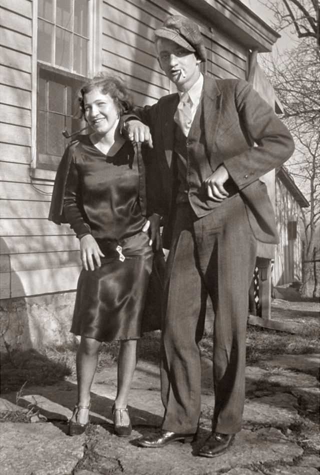 Lovely Vintage Photos of Beautiful Couples from the 1930s